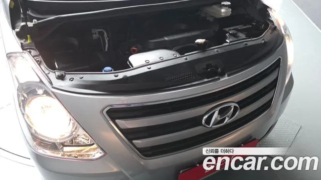 Hyundai Starex 2017 thumb 6