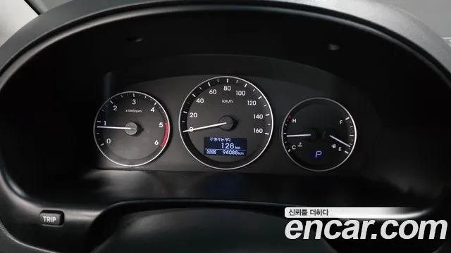 Hyundai Starex 2017 thumb 8