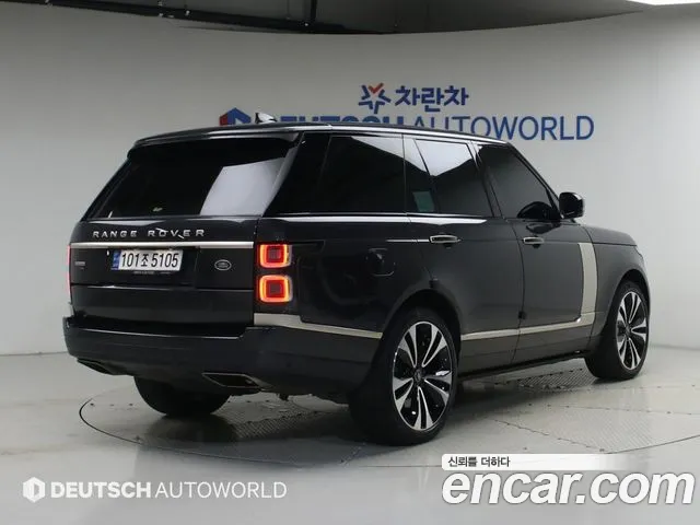 Land Rover Range Rover 2021 thumb 2