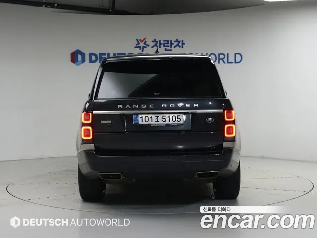 Land Rover Range Rover 2021 thumb 4