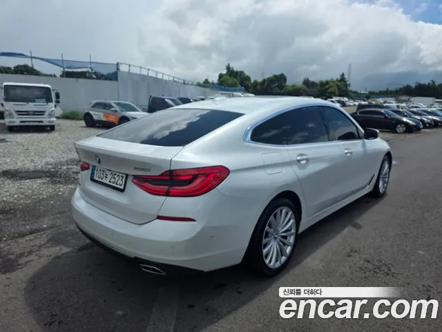 BMW Gran Turismo 2021 thumb 2