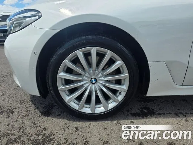 BMW Gran Turismo 2021 thumb 5