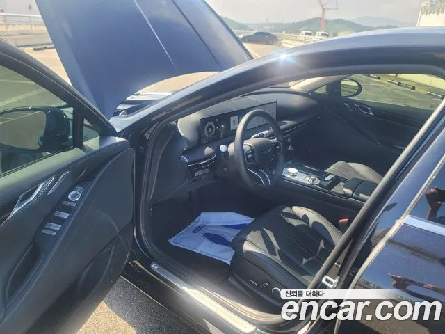 Genesis G80 2025 thumb 10