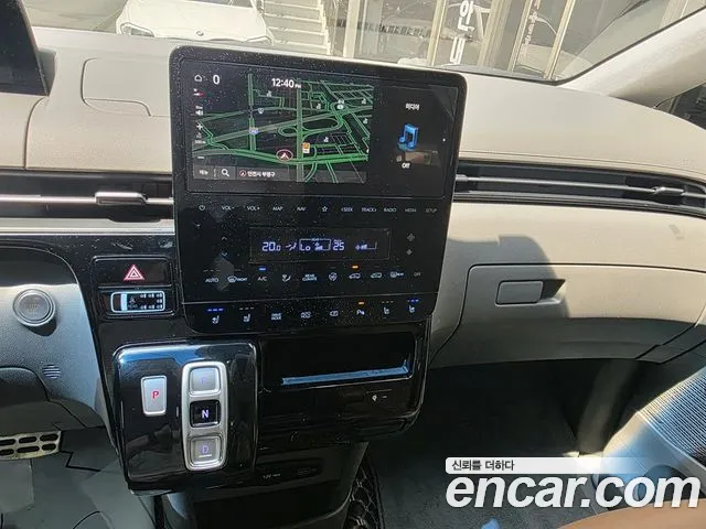 Hyundai Staria 2022 thumb 7