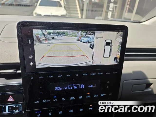 Hyundai Staria 2022 thumb 8
