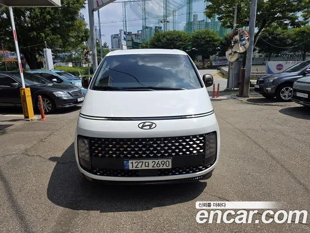 Hyundai Staria 2022 thumb 11