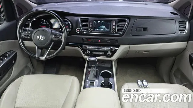 Kia Carnival 2019 thumb 7