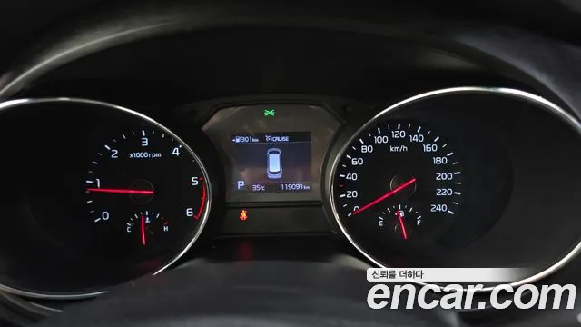 Kia Carnival 2019 thumb 8
