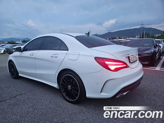 Mercedes-Benz CLA 2018 thumb 2