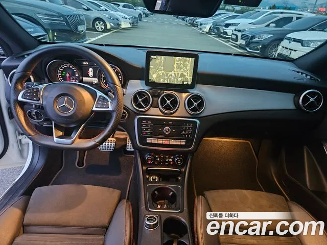 Mercedes-Benz CLA 2018 thumb 7