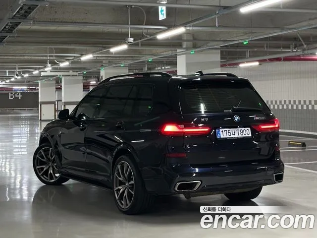 BMW X7 2020 thumb 2