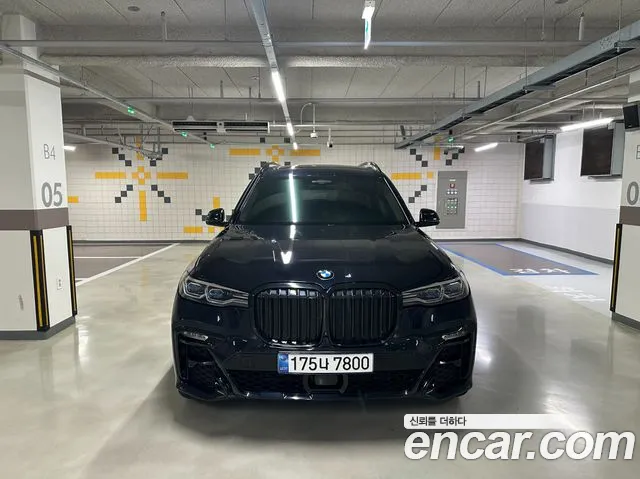 BMW X7 2020 thumb 3