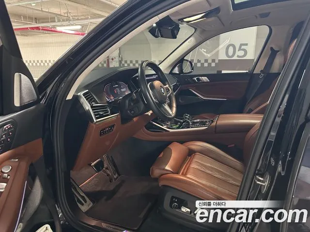 BMW X7 2020 thumb 10