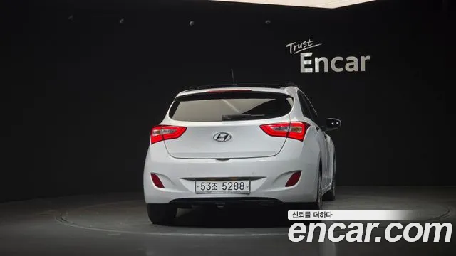 Hyundai i30 2012 thumb 4
