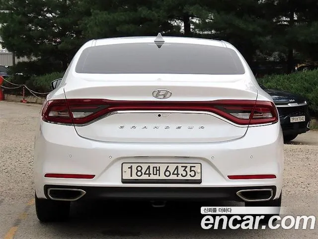 Hyundai Grandeur 2017 thumb 4