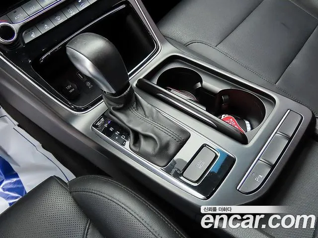 Hyundai Grandeur 2017 thumb 10