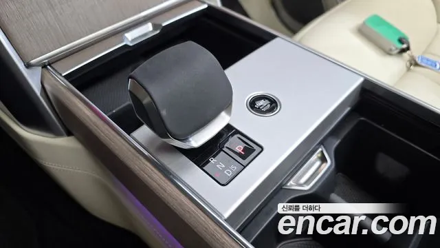 Land Rover Range Rover 2025 thumb 9