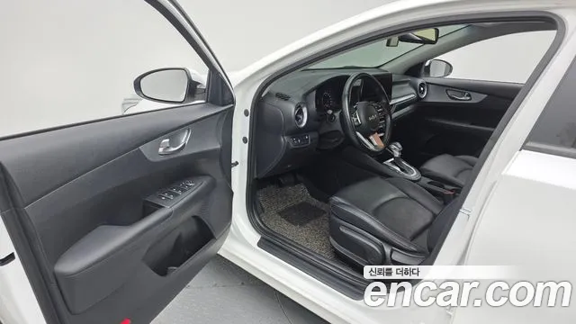 Kia K3 2021 thumb 10
