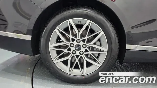 Genesis G80 2024 thumb 5