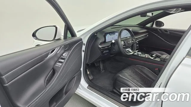 Genesis G80 2024 thumb 10