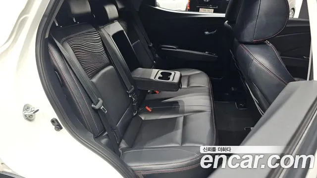 KG_Mobility_Ssangyong TIBOLI 2016 thumb 11