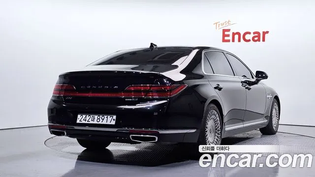 Genesis G90 2019 thumb 2