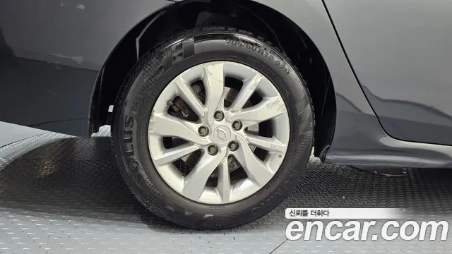 Renault SM5 2013 thumb 5