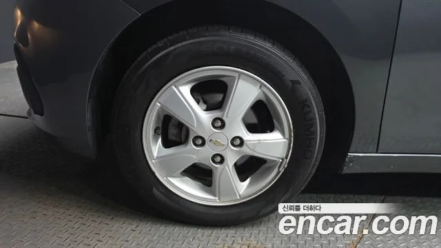 Chevrolet Spark 2017 thumb 5
