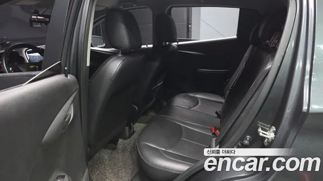 Chevrolet Spark 2017 thumb 11