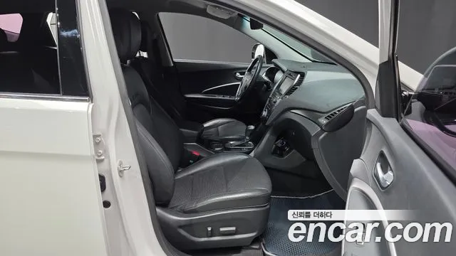 Hyundai Santa Fe 2015 thumb 10
