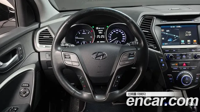 Hyundai Santa Fe 2015 thumb 12