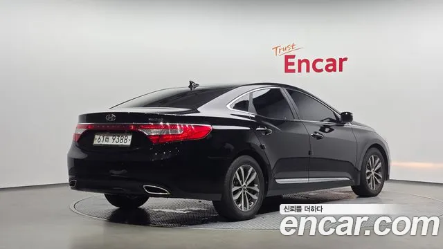 Hyundai Grandeur 2011 thumb 2