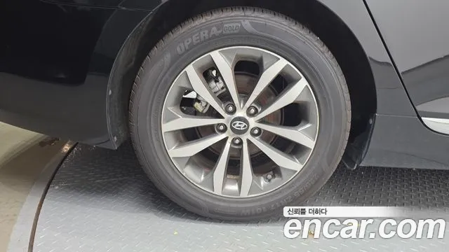 Hyundai Grandeur 2011 thumb 5