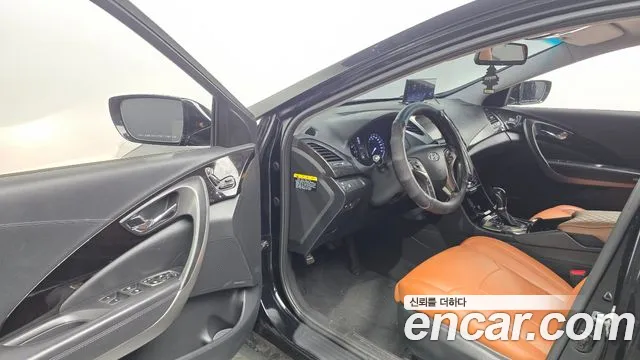 Hyundai Grandeur 2011 thumb 10