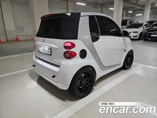 Smart Fortwo 2010 thumb 2
