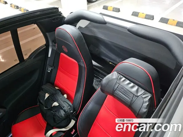 Smart Fortwo 2010 thumb 10
