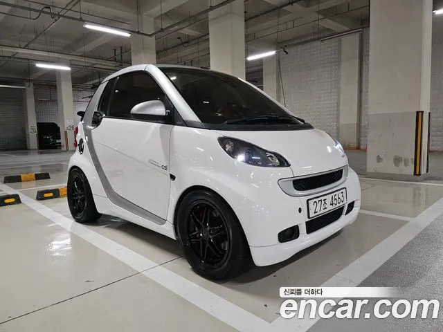 Smart Fortwo 2010 thumb 11