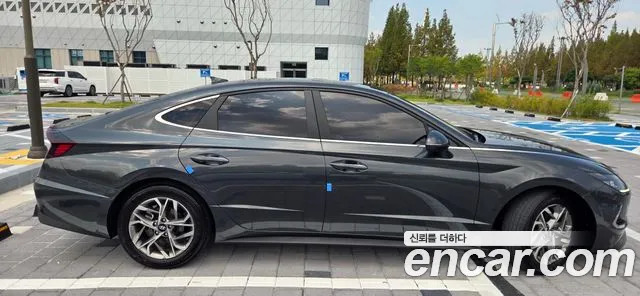 Hyundai Sonata 2021 thumb 2
