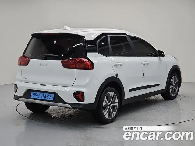 Kia Niro 2022 thumb 4