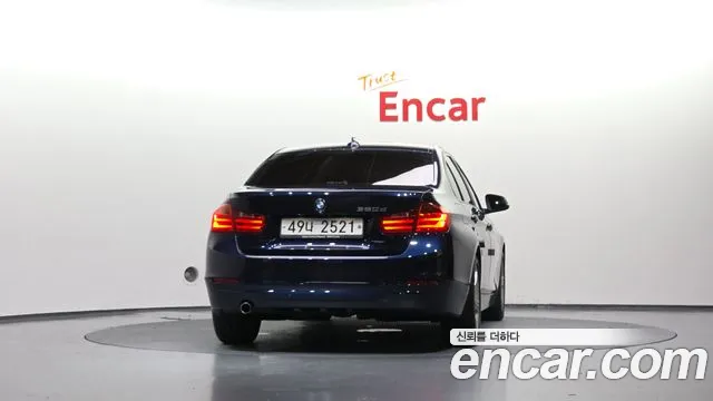 BMW 3 серии 2012 thumb 4