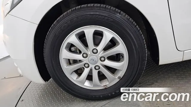 Kia K3 2015 thumb 4