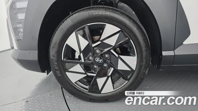 Hyundai Kona 2024 thumb 5