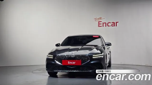 Genesis G70 2021 thumb 2