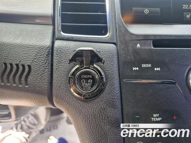 Ford Taurus 2015 thumb 9