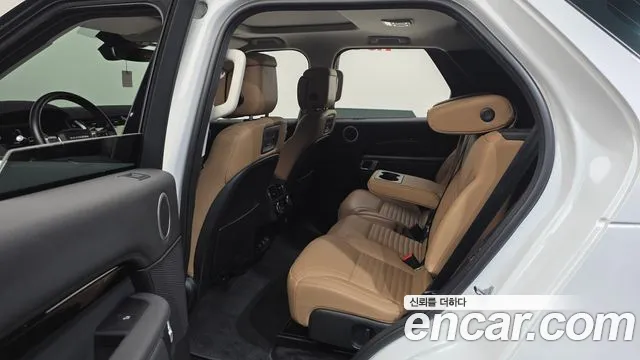 Land Rover Discovery 2021 thumb 12