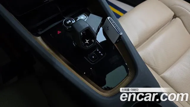 Polestar 2 2022 thumb 9