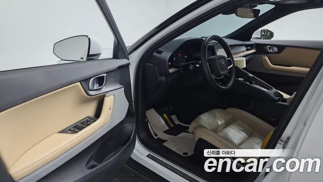 Polestar 2 2022 thumb 10