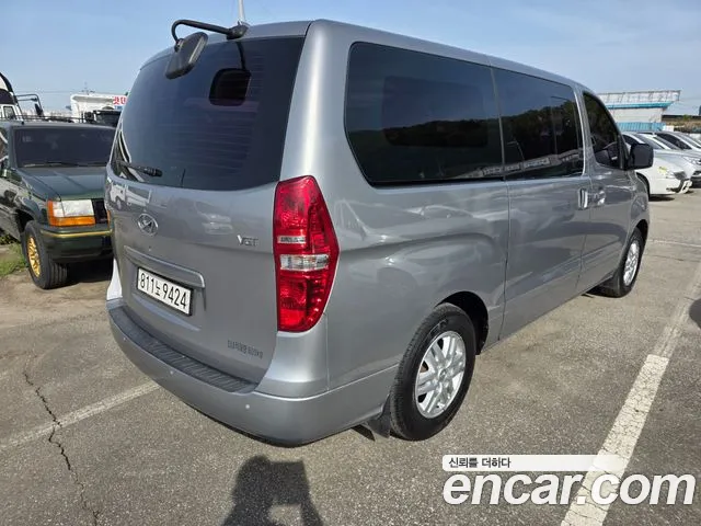 Hyundai Starex 2017 thumb 4