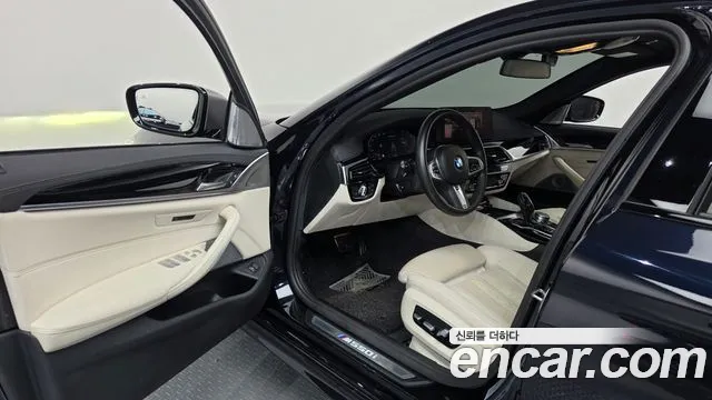 BMW 5 серии 2022 thumb 10