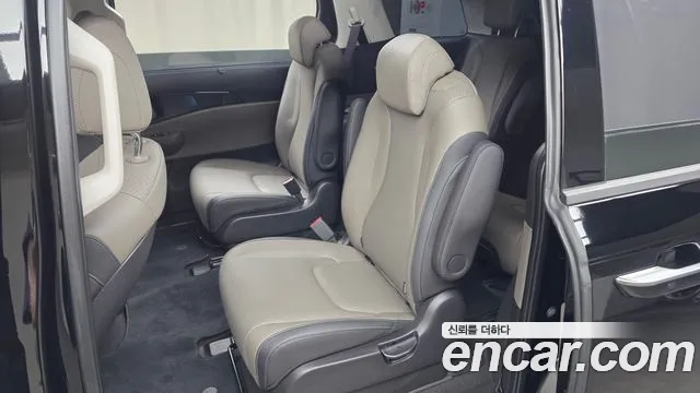 Kia Carnival 2024 thumb 12